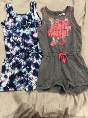 Multicolored Star Romper & Grey with Pink 'Hello Sunshine' Graphic Romper